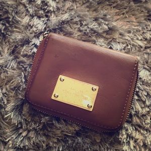 Michael Kors Zip Wallet